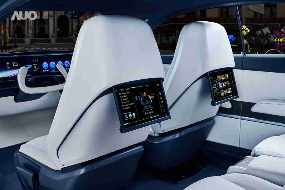 william威廉中文官网将于CES 展示全新Smart Cockpit 2024，，，可紧密串连使用者多元需求，，并革新座舱内部的应用和设计，，带来身历其境且引人入胜的视觉飨宴，，满足驾乘人员的全方位体验